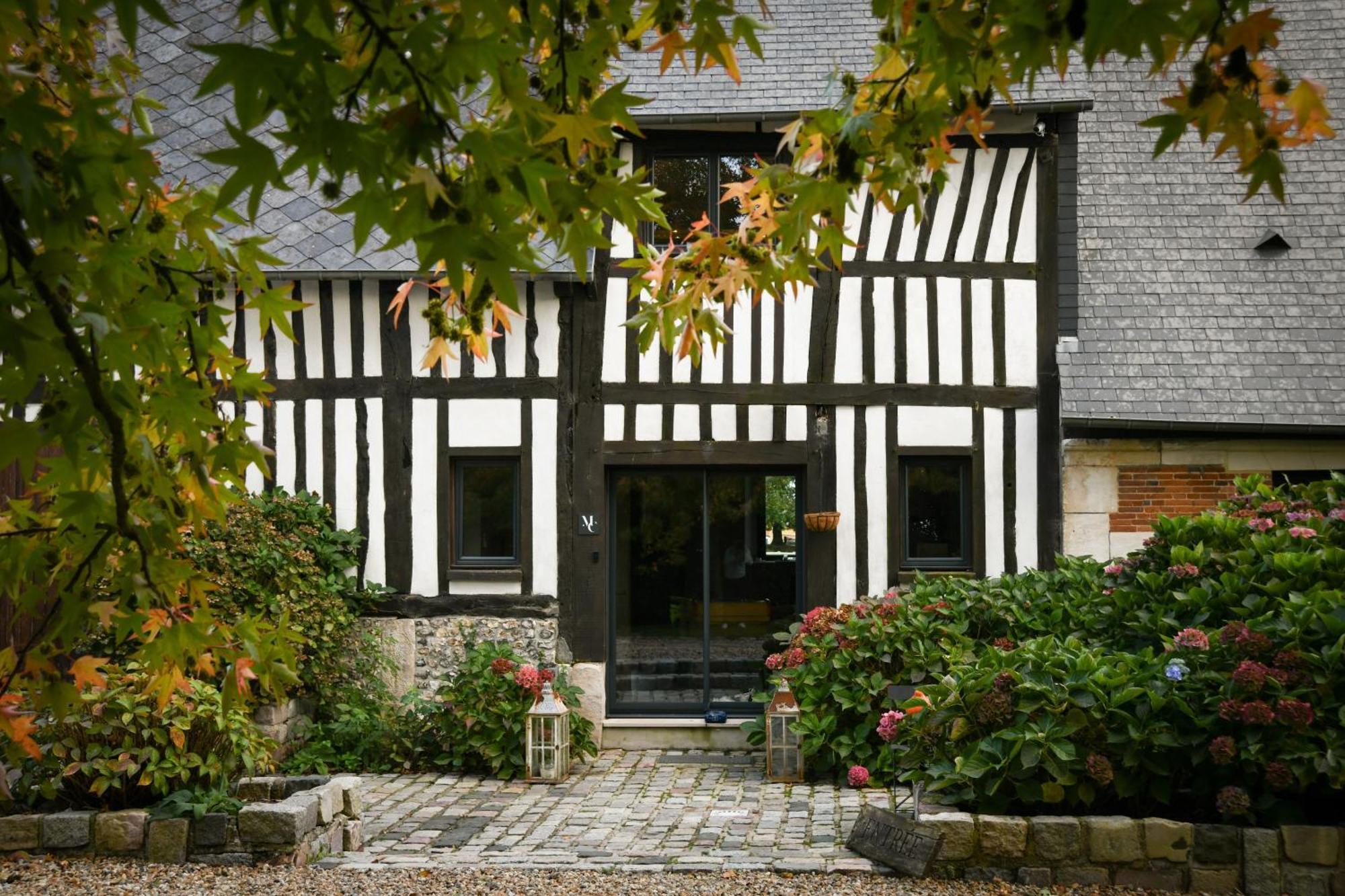 Le Manoir De La Campagne Hotel Yebleron Ngoại thất bức ảnh